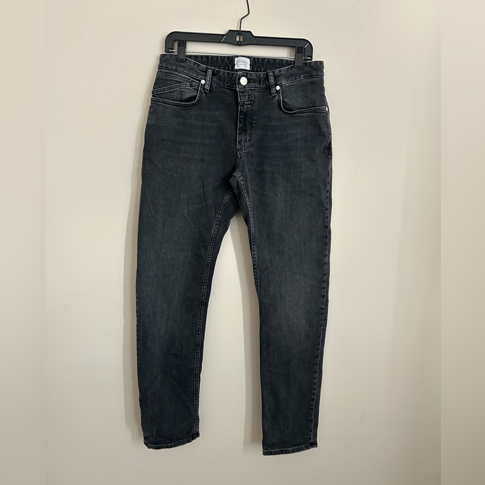 Closed Straight Leg Black Jeans Size 32 x 31